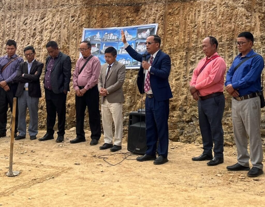 BIAK IN LUNGPHUM PHUM